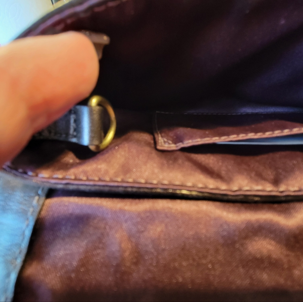 Coach wristlet - Picture 5 of 8